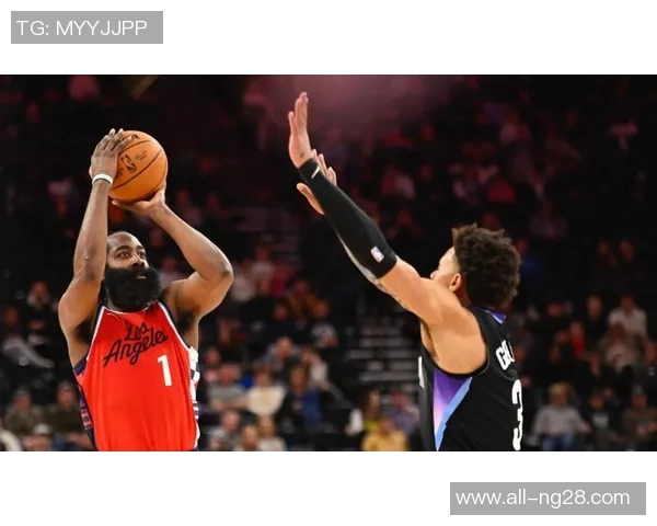 火箭队进攻火力全开但防守漏洞频现能否实现双赢局面