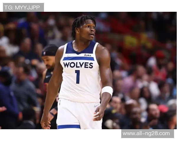 爱德华兹打破纪录成NBA最年轻万分后卫年仅24岁157天荣耀时刻再创历史