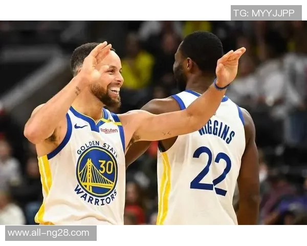 水花兄弟的情感纠葛库里与克莱常规赛对决战绩揭秘